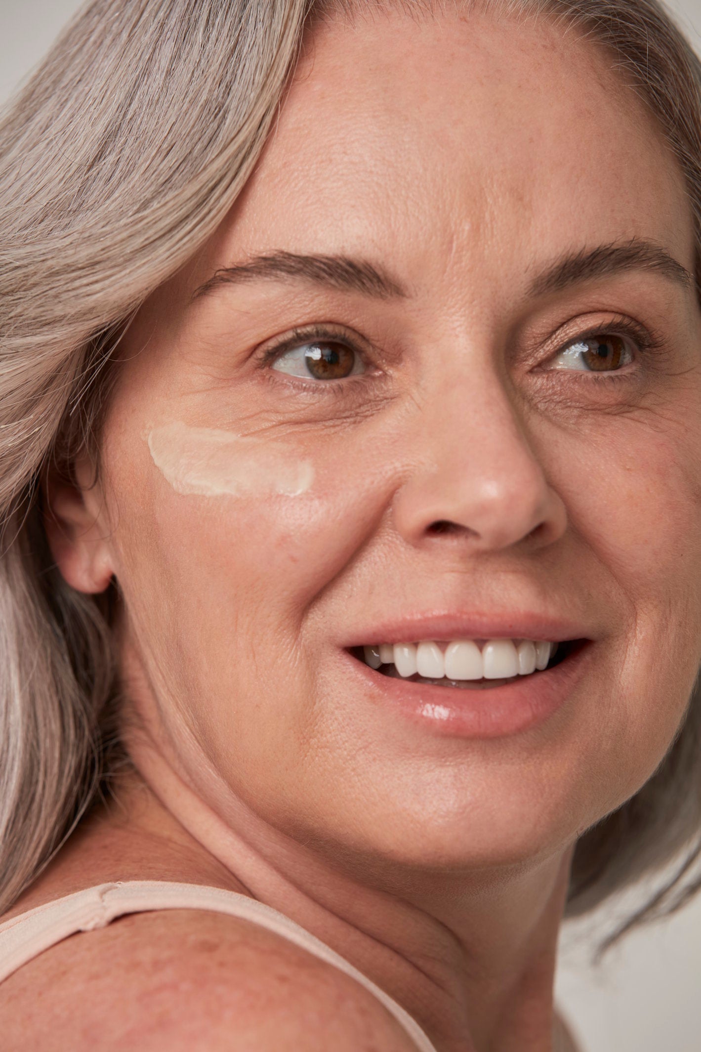 AMPERNA-Amanda-Cream-Face.jpg