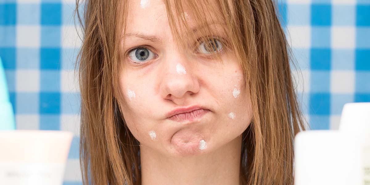 Drying out Pimples Helpful or Harmful? AMPERNA®